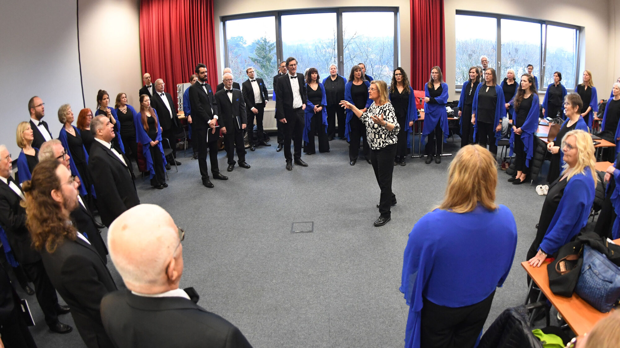 Stimmbildung mit Marie Schmalhofer Stimmbildung mit Marie Schmalhofer